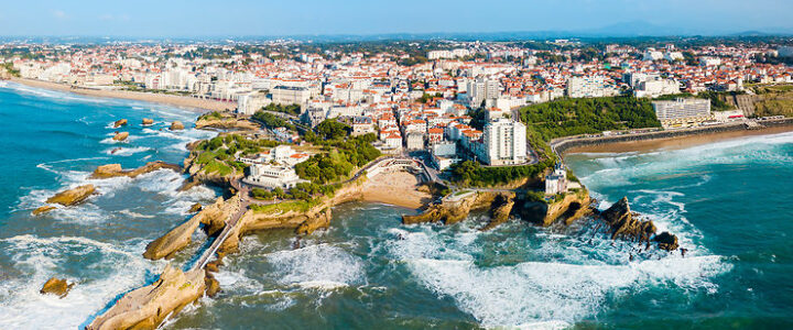 Quels sont lieux les plus importants à voir au Pays basque durant les vacances ?
